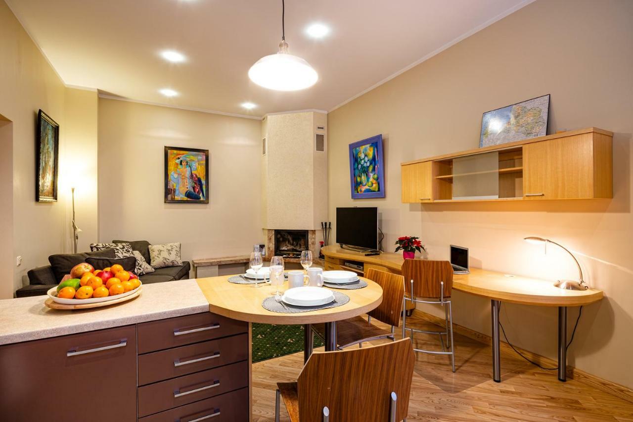 Kalnina Quiet Apartment In City Center Riga Buitenkant foto